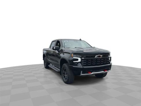 Certified 2023 Chevrolet Silverado 1500 ZR2 w/ Technology Package AWD/4WD image 2