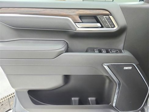 New 2026 GMC Sierra 1500 SLT w/ SLT Premium Plus Package image 43
