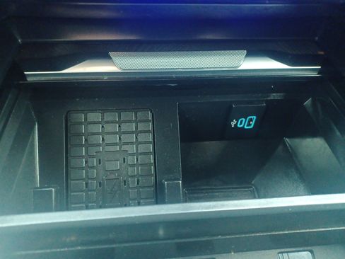 Used 2024 Ford F250 Platinum image 33