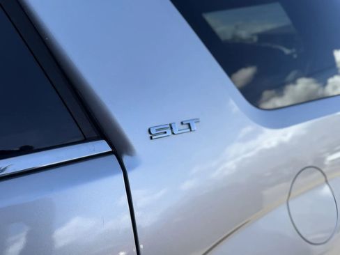 Used 2014 GMC Acadia SLT image 40