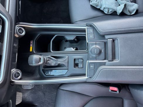 Used 2024 Toyota Grand Highlander AWD Hybrid image 15