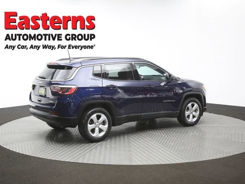 Used 2019 Jeep Compass Latitude FWD image 41
