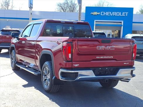 Used 2019 GMC Sierra 1500 SLT w/ SLT Convenience Package image 2