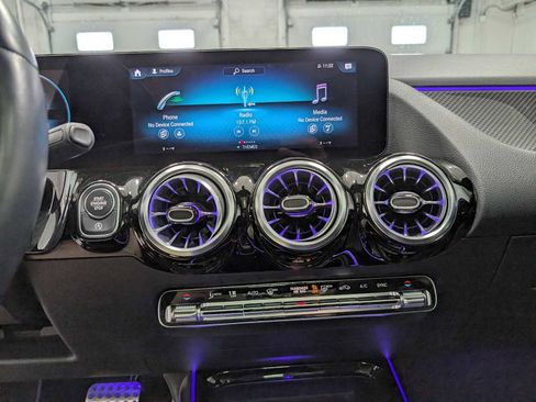 Certified 2023 Mercedes-Benz GLA 250 4MATIC image 31