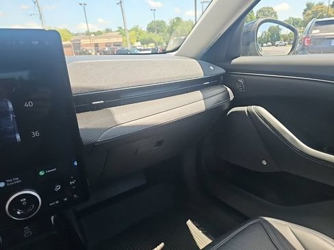 Used 2025 Ford Mustang Mach-E Premium RWD image 19
