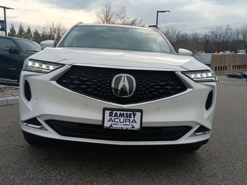 Used 2023 Acura MDX SH-AWD w/ Technology Package image 9