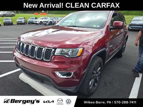 Used 2021 Jeep Grand Cherokee Laredo X AWD/4WD image 1