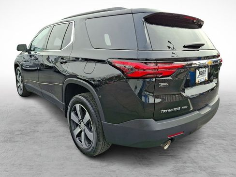 Certified 2023 Chevrolet Traverse LT w/ LT Premium Package image 5