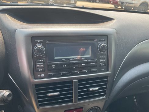 Used 2011 Subaru Impreza Outback Sport image 16