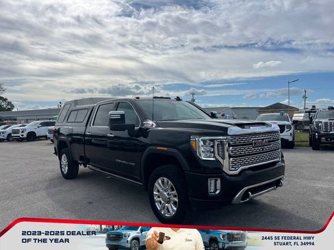 Used 2021 GMC Sierra 3500 Denali w/ Denali Ultimate Package image 2
