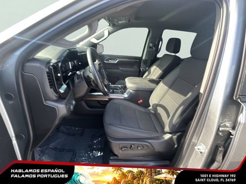 Certified 2025 Chevrolet Silverado 1500 RST AWD/4WD image 13