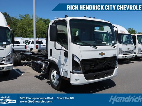 New 2025 Chevrolet Low Cab Forward 5500 XD image 1