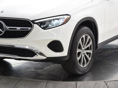Certified 2023 Mercedes-Benz GLC 300 image 11