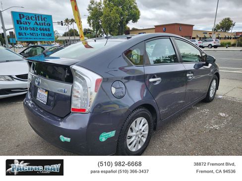 Used 2015 Toyota Prius Prime Advanced image 8