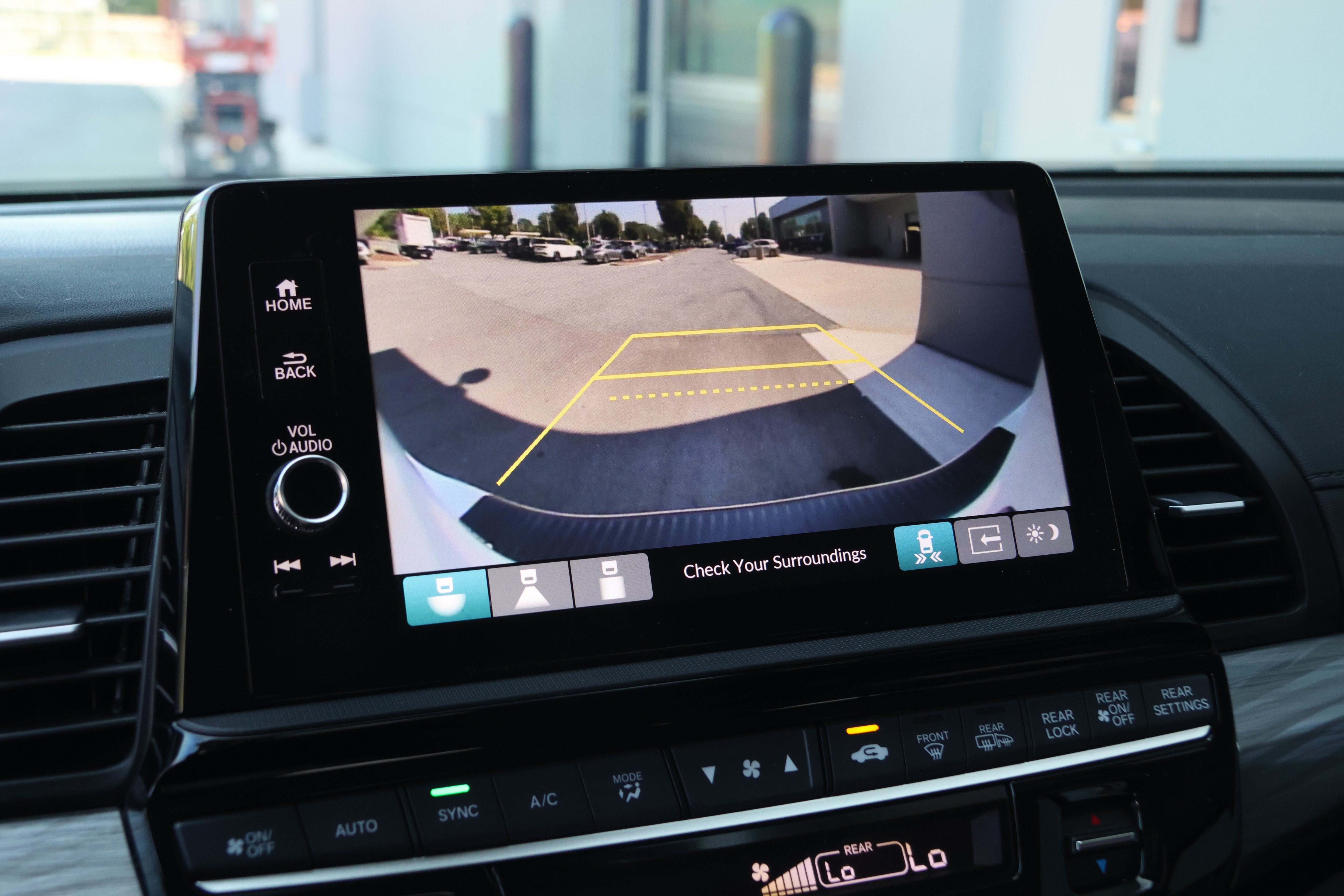 Used 2025 Honda Odyssey Elite image 25