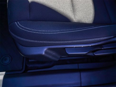 Used 2026 Chevrolet Blazer EV LT image 19