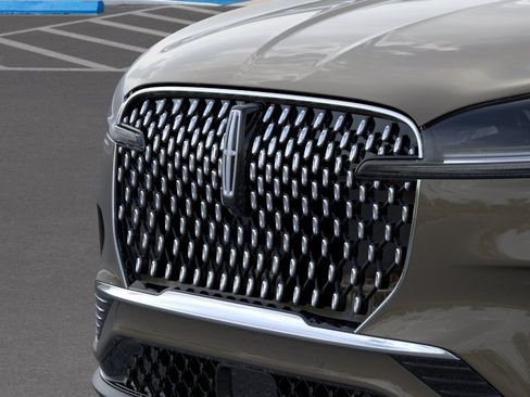 New 2026 Lincoln Aviator Reserve w/ Luxury Package RWD image 17