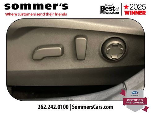 Used 2025 Subaru Outback Touring AWD/4WD image 11