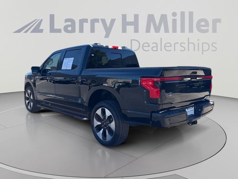 Used 2023 Ford F150 Lightning Platinum AWD/4WD image 3