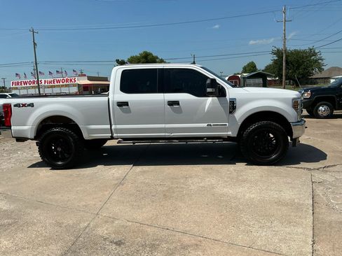 Used 2019 Ford F250 XLT w/ Snow Plow Prep Package AWD/4WD image 5