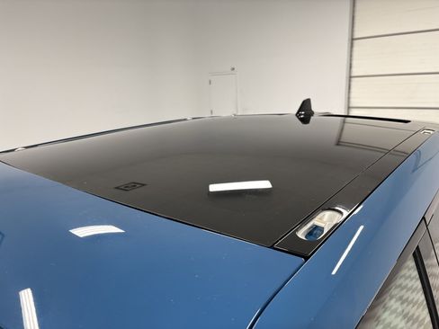 Used 2023 Rivian R1T Adventure image 13