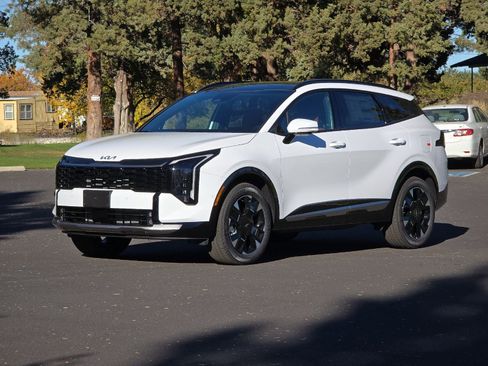 New 2026 Kia Sportage SX image 8