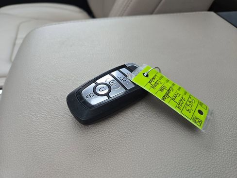 Used 2024 Ford Expedition Max Limited image 32