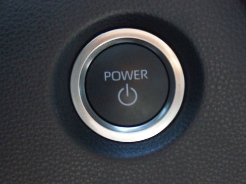Used 2025 Toyota Corolla XLE FWD image 9