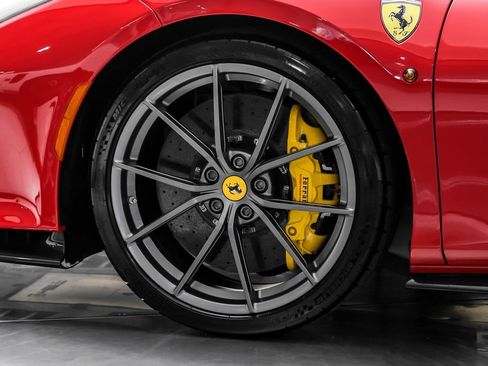 Used 2020 Ferrari 488 Pista Coupe RWD image 65