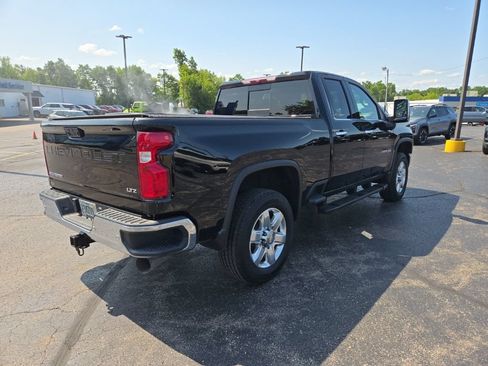 Used 2022 Chevrolet Silverado 2500 LTZ AWD/4WD image 4