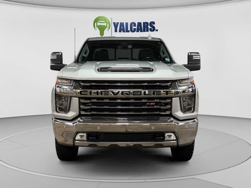 Used 2022 Chevrolet Silverado 3500 LTZ w/ LTZ Convenience Package AWD/4WD image 8