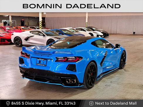 Used 2021 Chevrolet Corvette Stingray Preferred Cpe w/ Z51 Performance Package image 4