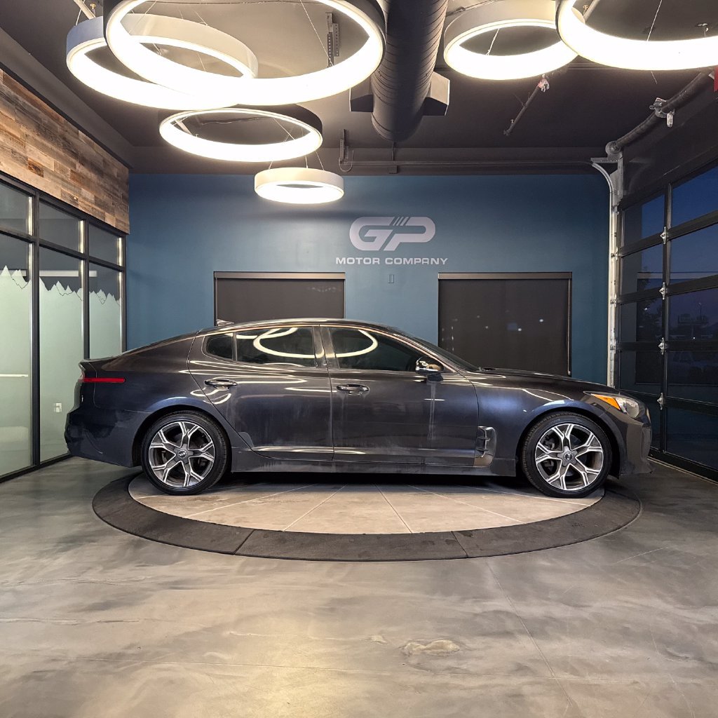 Used 2020 Kia Stinger GT-Line RWD image 2