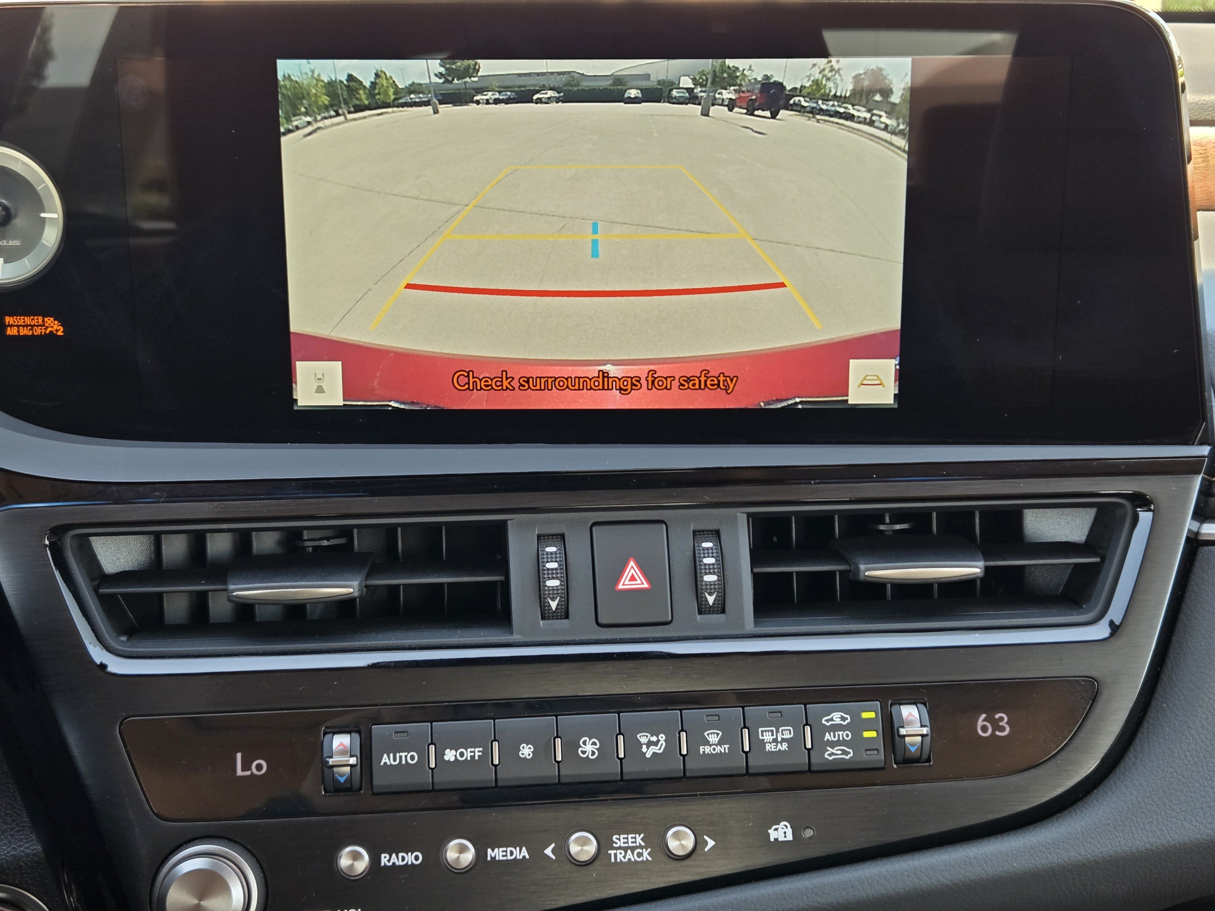 Used 2025 Lexus ES 300h w/ Premium Package FWD image 23