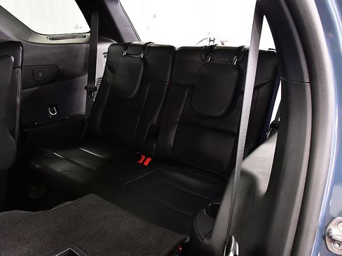 Used 2025 Ford Explorer ST AWD/4WD image 28