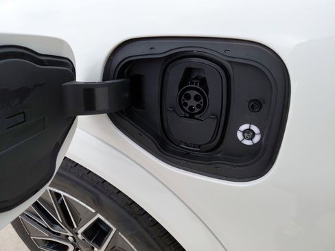 New 2025 Ford Mustang Mach-E Premium image 26