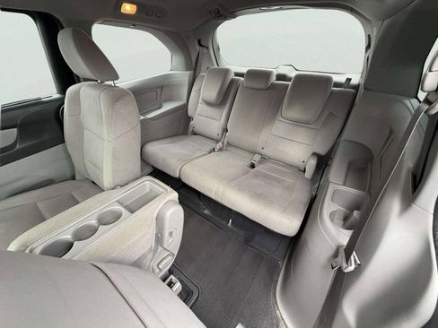 Used 2015 Honda Odyssey EX image 23
