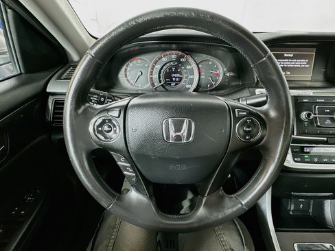 Used 2014 Honda Accord Sport image 11