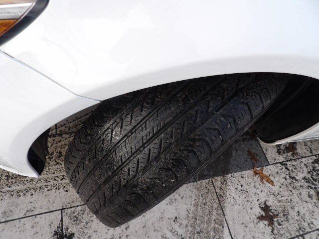 Used 2018 Mercedes-Benz C 300 4MATIC Sedan image 33