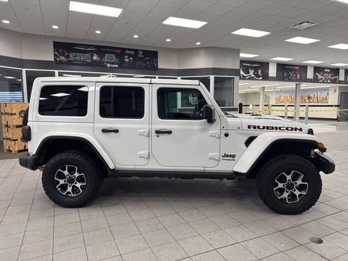 Used 2022 Jeep Wrangler Unlimited Rubicon w/ LED Lighting Group image 15