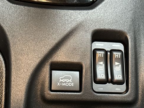 Used 2020 Subaru Crosstrek 2.0i Limited w/ Moonroof Package w/Navigation AWD/4WD image 35