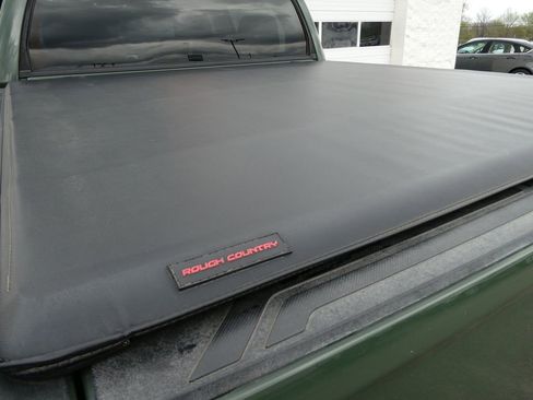 Used 2021 Toyota Tundra SR5 w/ Trail Edition image 7