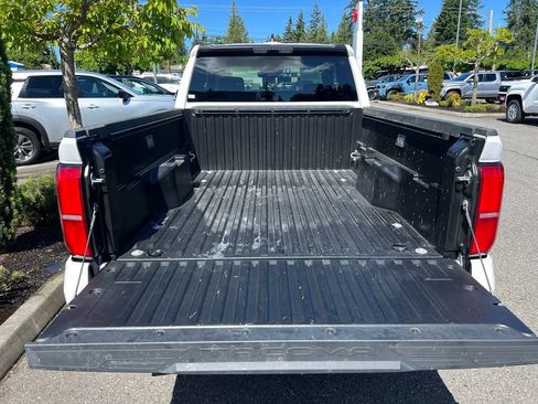Used 2025 Toyota Tacoma SR5 RWD image 10