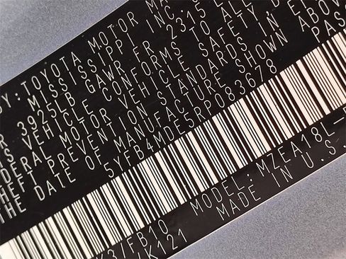 Used 2024 Toyota Corolla LE image 19