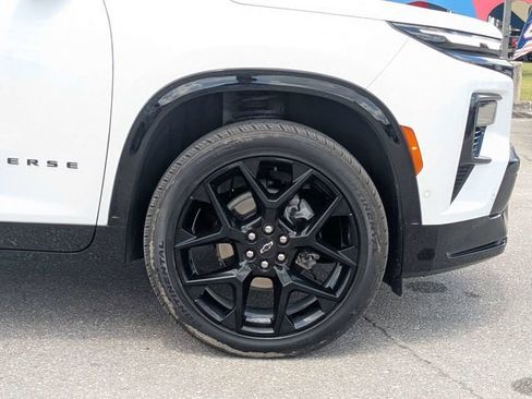 Used 2024 Chevrolet Traverse RS w/ LPO, Floor Liner Package AWD/4WD image 12