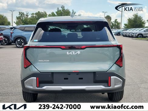 New 2027 Kia Seltos S FWD image 5
