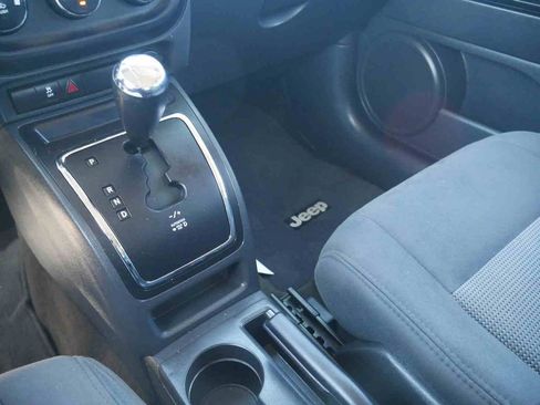 Used 2015 Jeep Patriot Sport w/ Power Value Group image 23