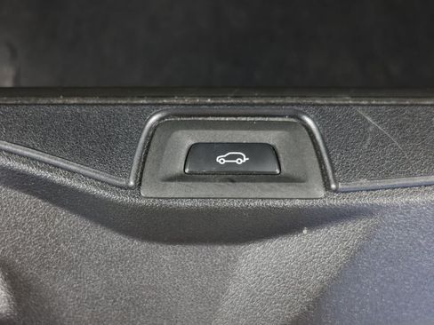 Used 2024 BMW X5 xDrive40i w/ Premium Package AWD/4WD image 47