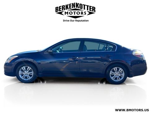 Used 2010 Nissan Altima 2.5 S w/ Premium Audio Pkg image 6