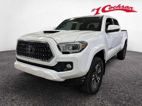 Used 2019 Toyota Tacoma TRD Sport AWD/4WD image 31